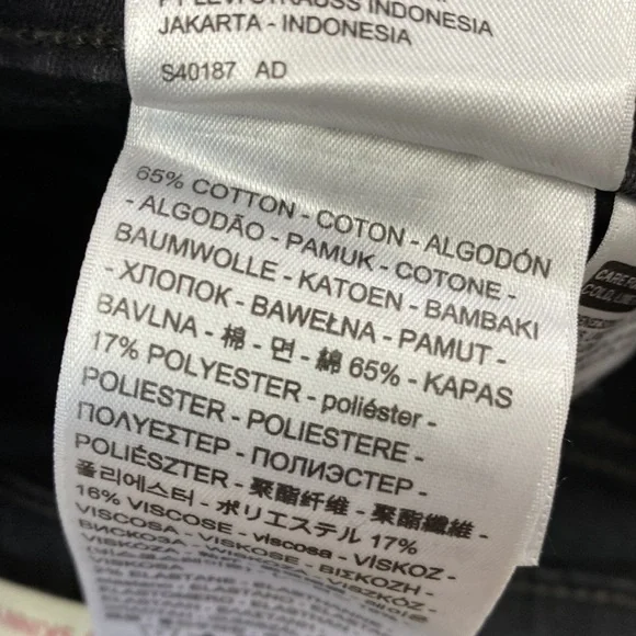 Levi’s Curvy Skinny distressed Jeans - Picture 10 of 10